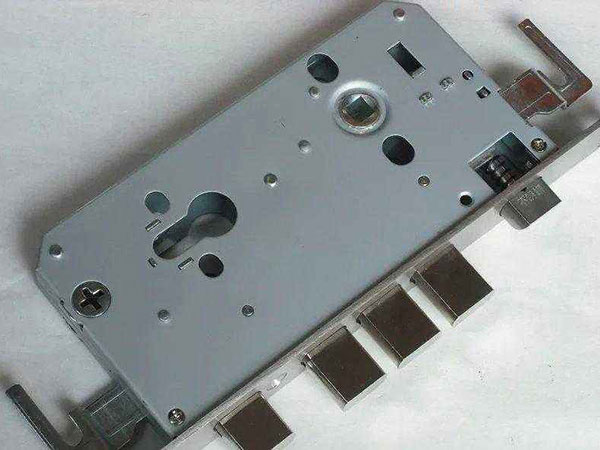 奉贤24小时上门开锁公司